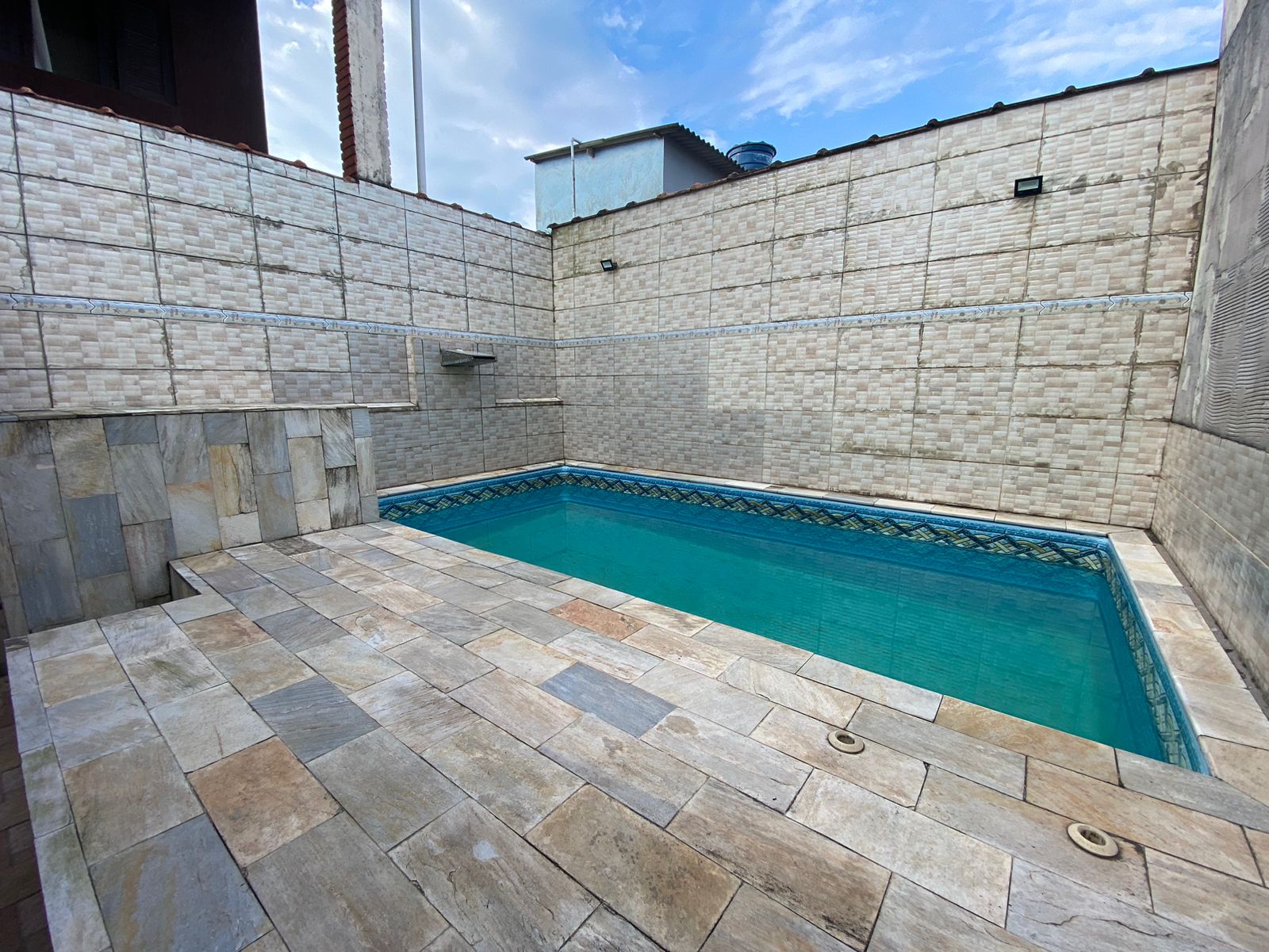 CASA NO SAVOY - ITANHAÉM/SP - LADO MORRO - foto 10
