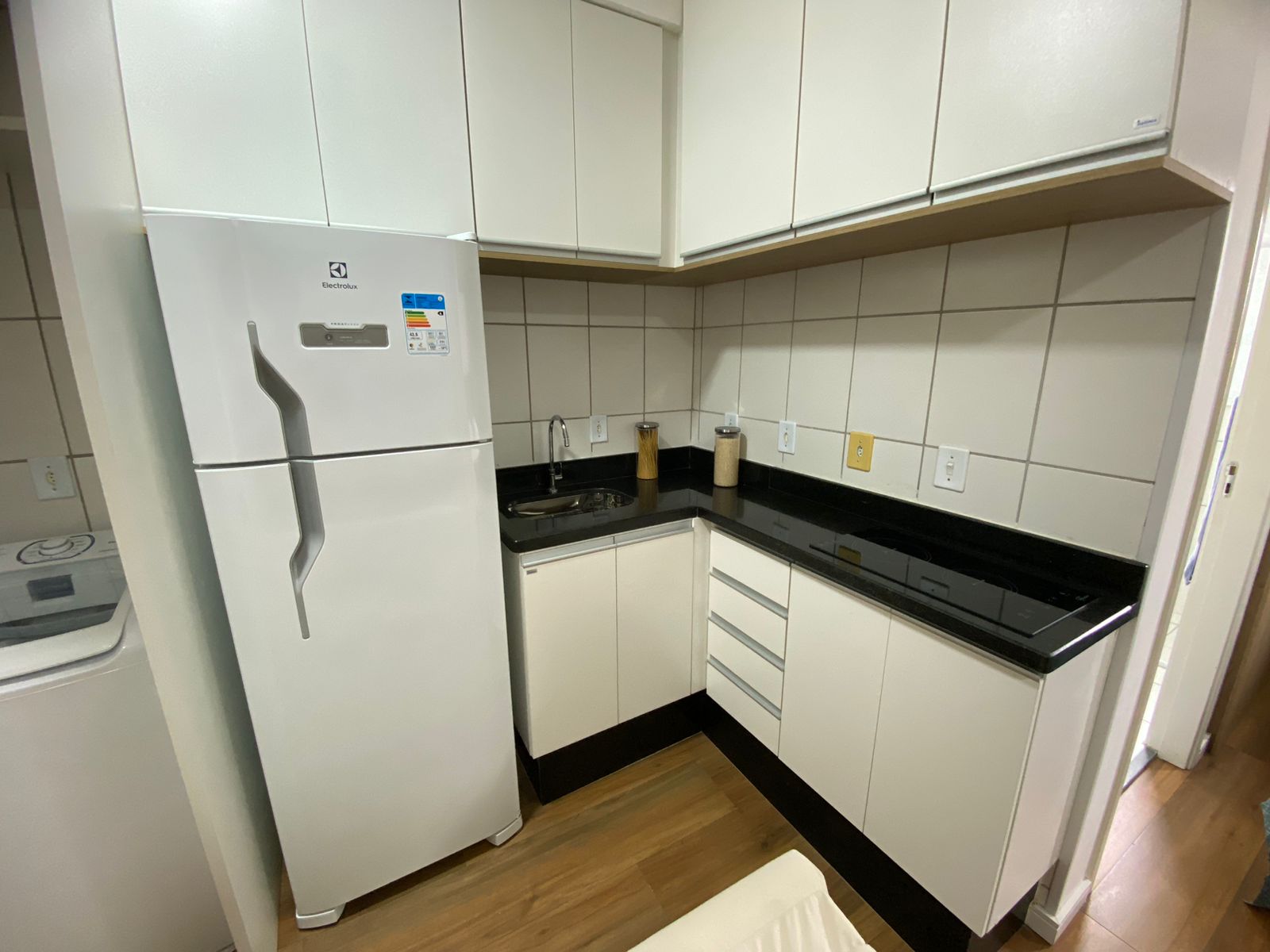 APARTAMENTO NO SAVOY -  LADO MORRO À 1200 DA RODOVIA - ITANHAÉM/SP  - foto 2