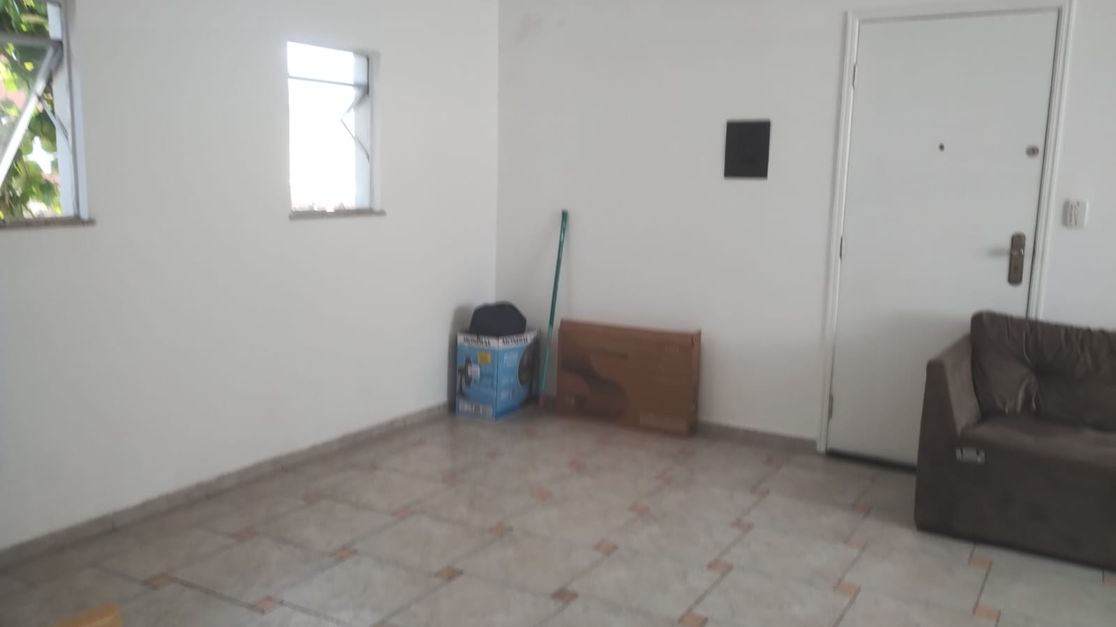 APARTAMENTO NA VILA TUPY - LADO PRAIA À  450 METROS DO MAR - PRAIA GRANDE/SP - foto 6