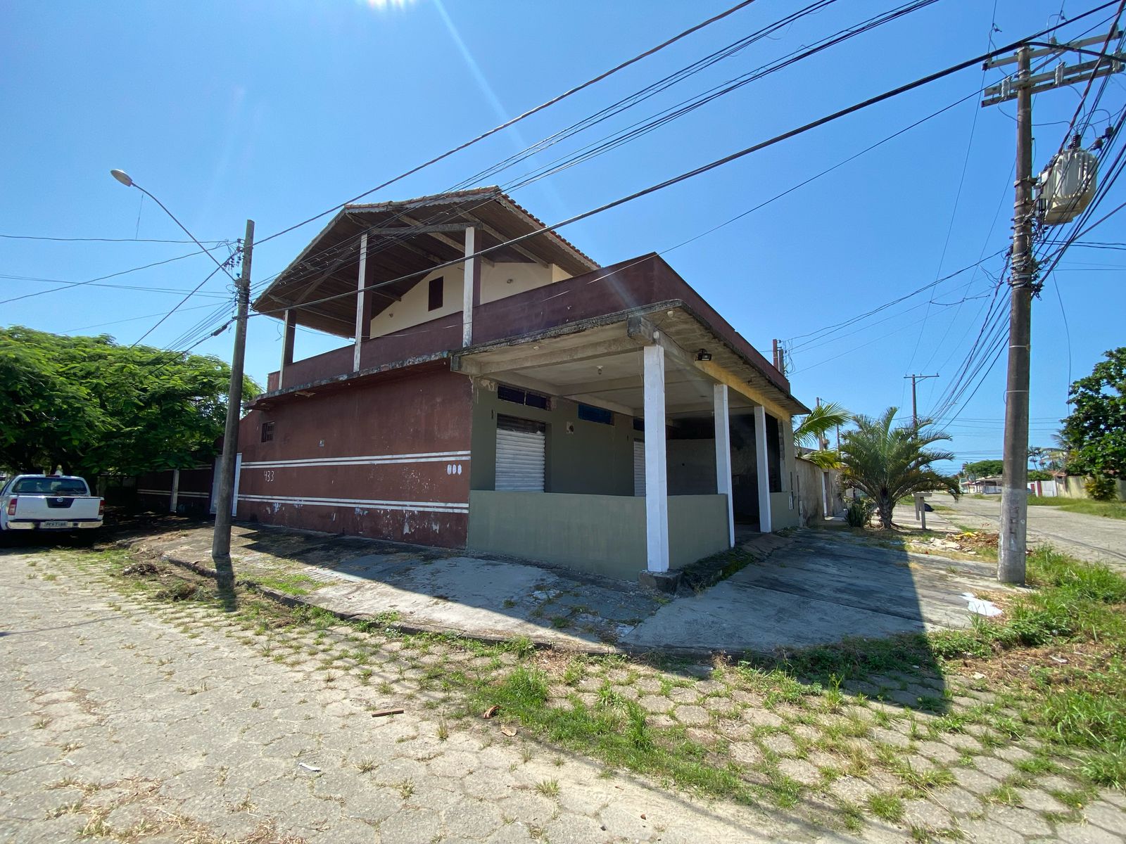 CASA NO BAIRRO SÃO JORGE - LADO PRAIA À 250 METROS - ITANHAÉM/SP 