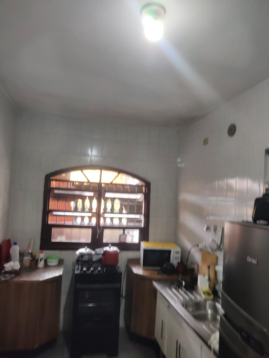CASA NO JD. PRAIA GRANDE / MONGAGUÁ - LADO MORRO 150 METROS DA RODOVIA -1 KM DA PRAIA - foto 18