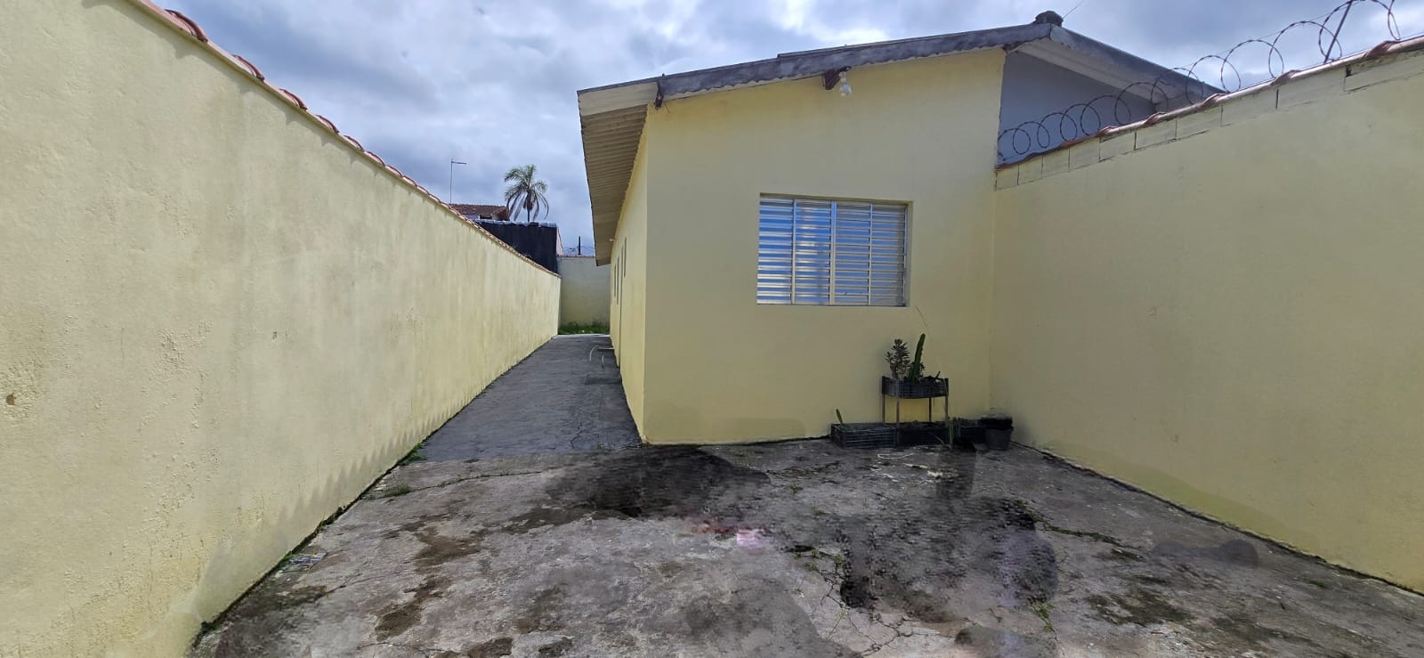 CASA NA ESTÂNCIA SÃO PEDRO - ITANHAÉM - LADO MORRO - 100 METROS DA RODOVIA - foto 5
