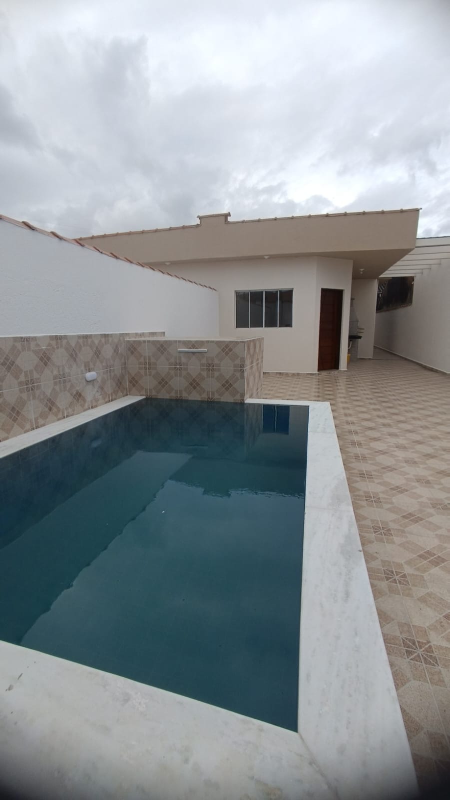02 UNIDADES DE CASA GEMINADA NO JD. JAMAICA EM ITANHAÉM - LADO PRAIA - 1.200 METROS DO MAR - foto 3