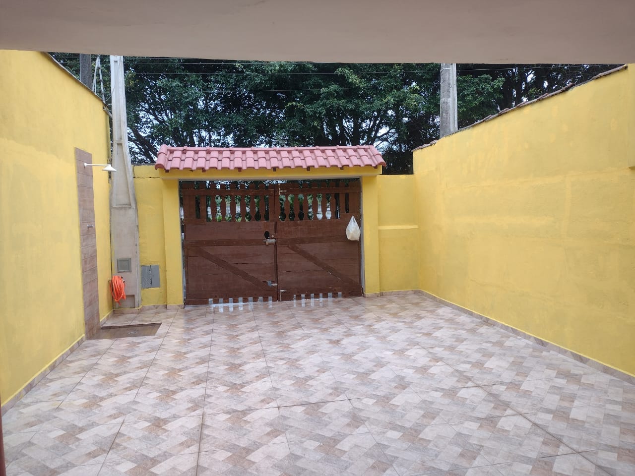 CASA NO JARDIM SUARÃO - ITANHÉM - LADO MORRO - 450 METROS DA RODOVIA - foto 8
