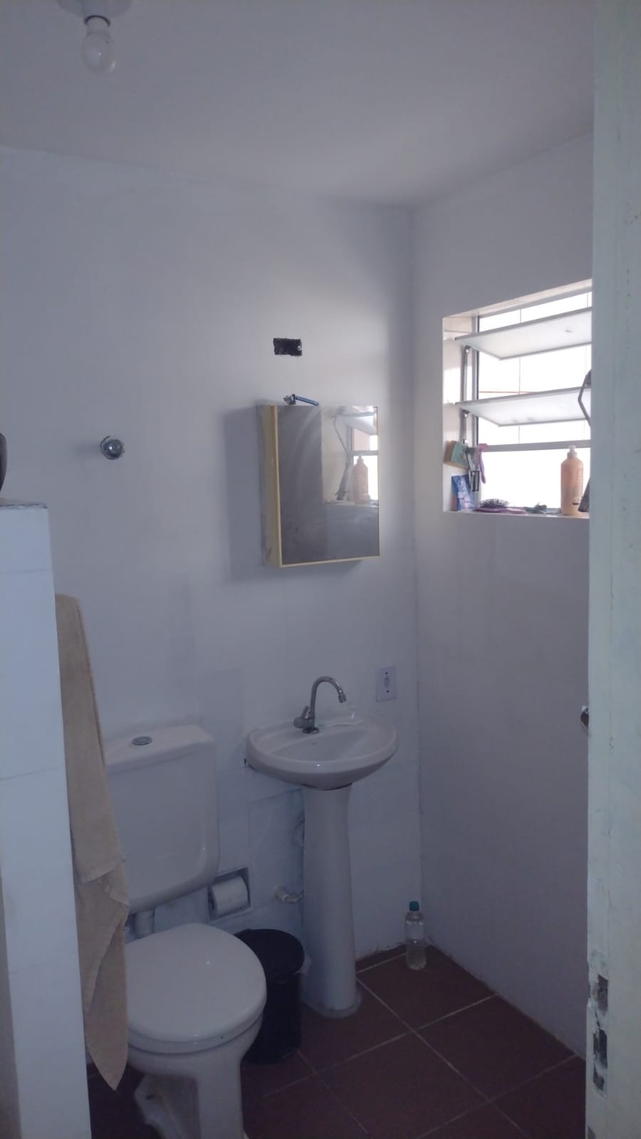 CASA NO JARDIM SUARÃO - ITANHÉM - LADO MORRO - 450 METROS DA RODOVIA - foto 11