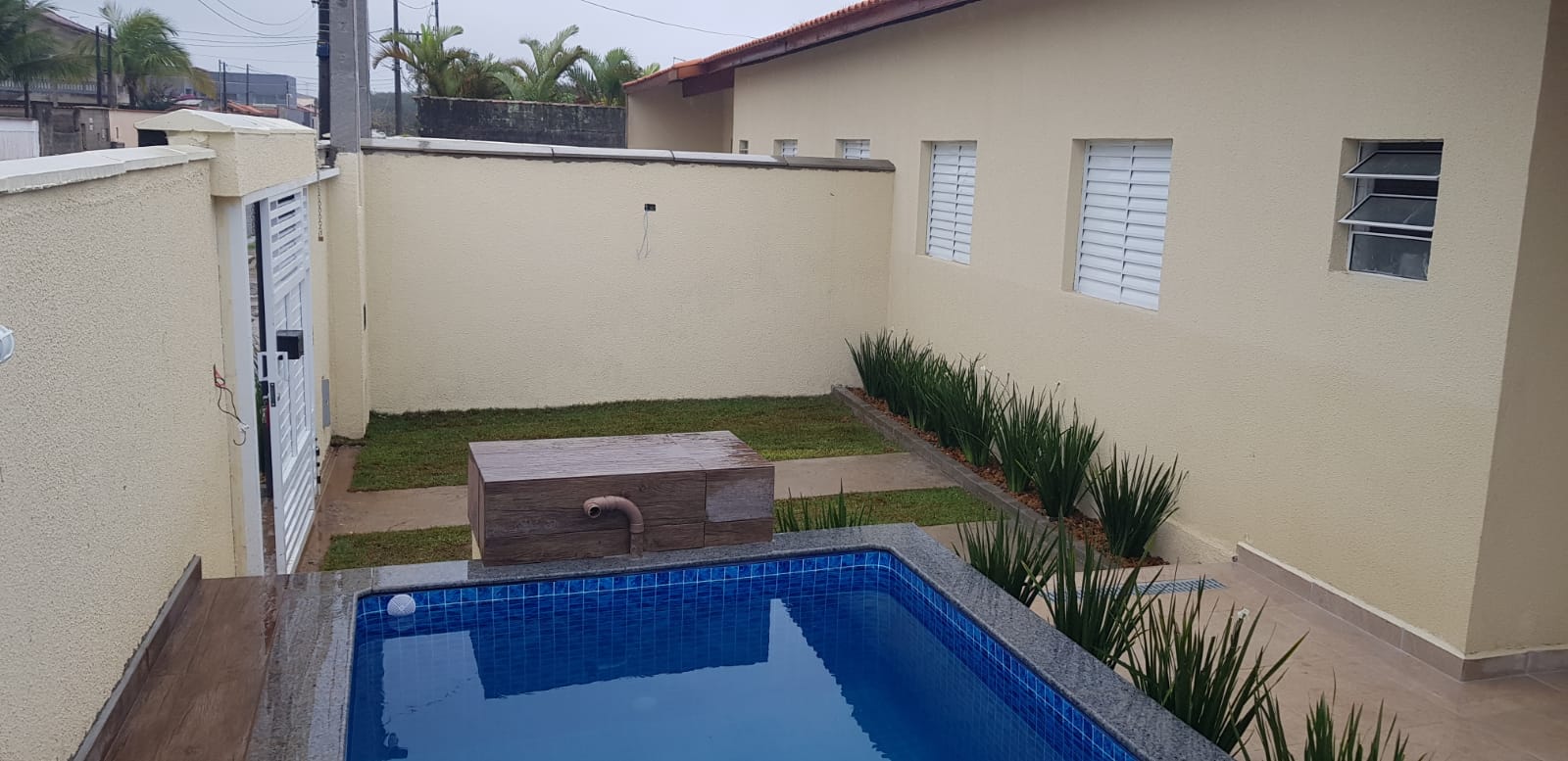 CASA NO JD. JAMAICA - ITANHAÉM - LADO MORRO - 800 METROS DA RODOVIA - foto 7