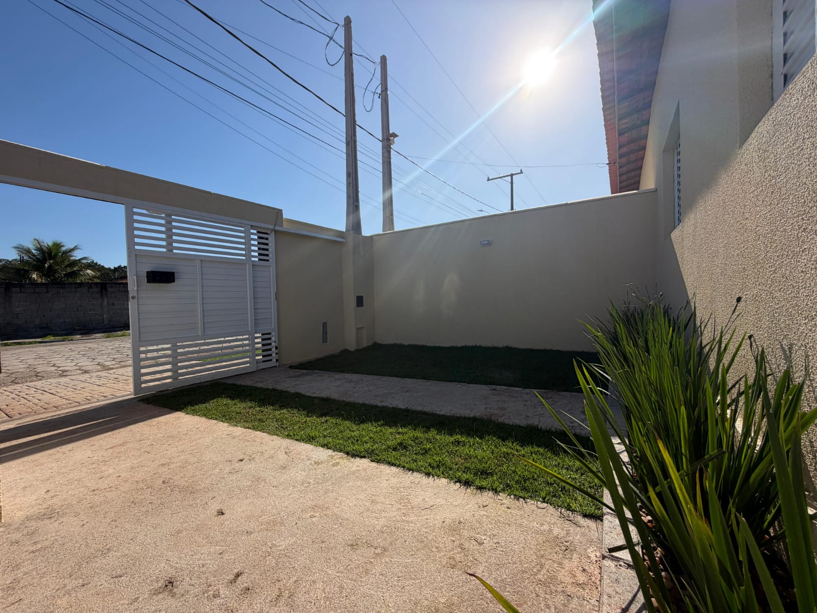 CASA NO JD. JAMAICA - ITANHAÉM - LADO MORRO - 800 METROS DA RODOVIA - foto 10