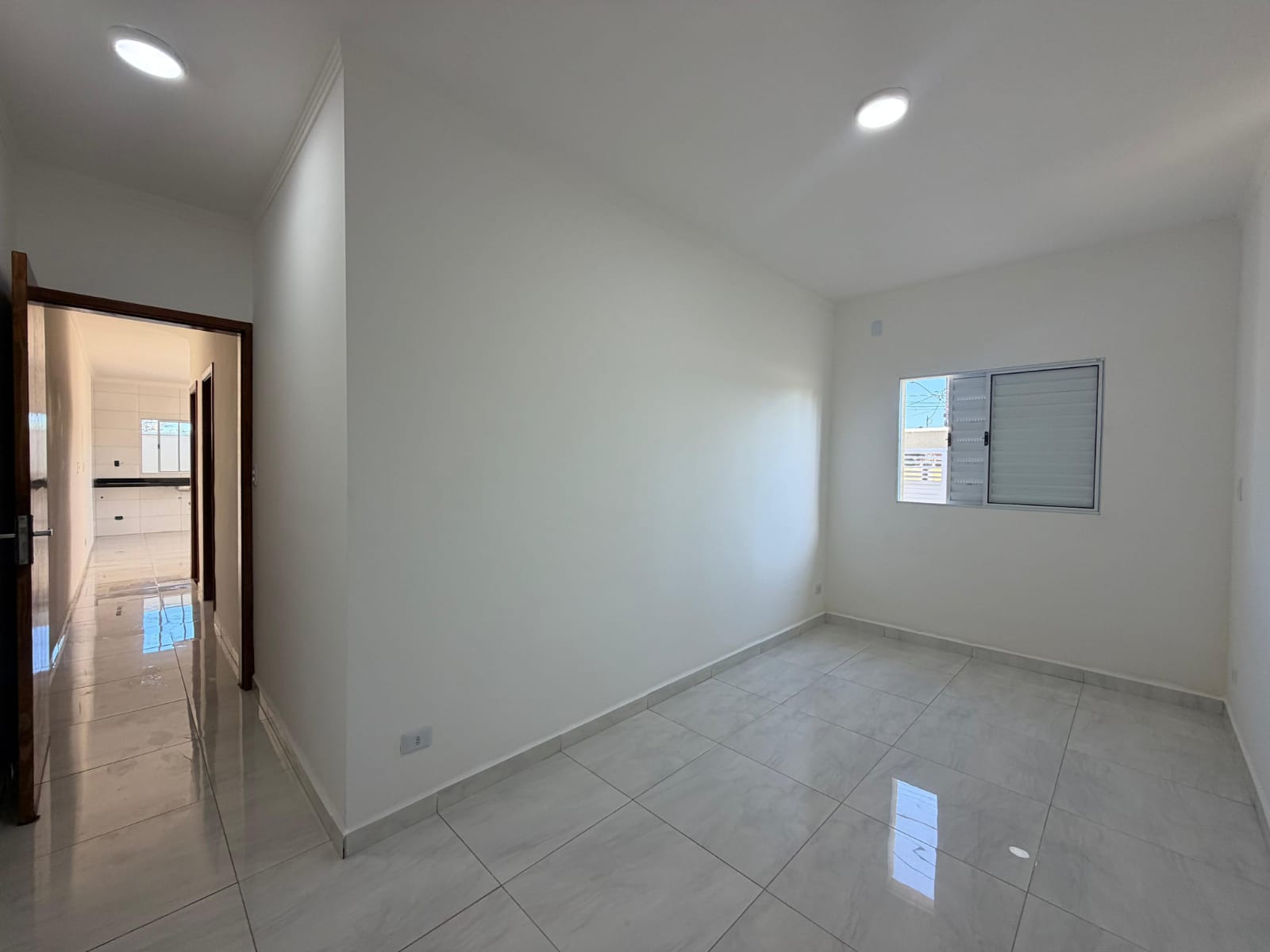 CASA NO JD. JAMAICA - ITANHAÉM - LADO MORRO - 800 METROS DA RODOVIA - foto 15