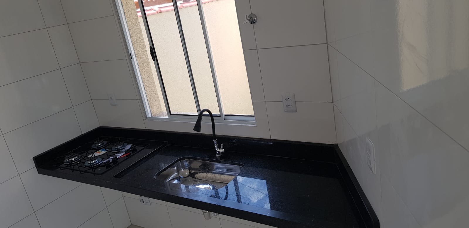 CASA NO JD. JAMAICA - ITANHAÉM - LADO MORRO - 800 METROS DA RODOVIA - foto 18