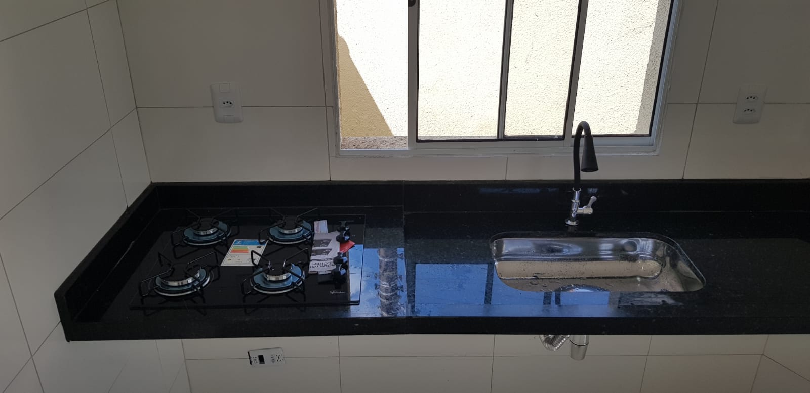 CASA NO JD. JAMAICA - ITANHAÉM - LADO MORRO - 800 METROS DA RODOVIA - foto 21