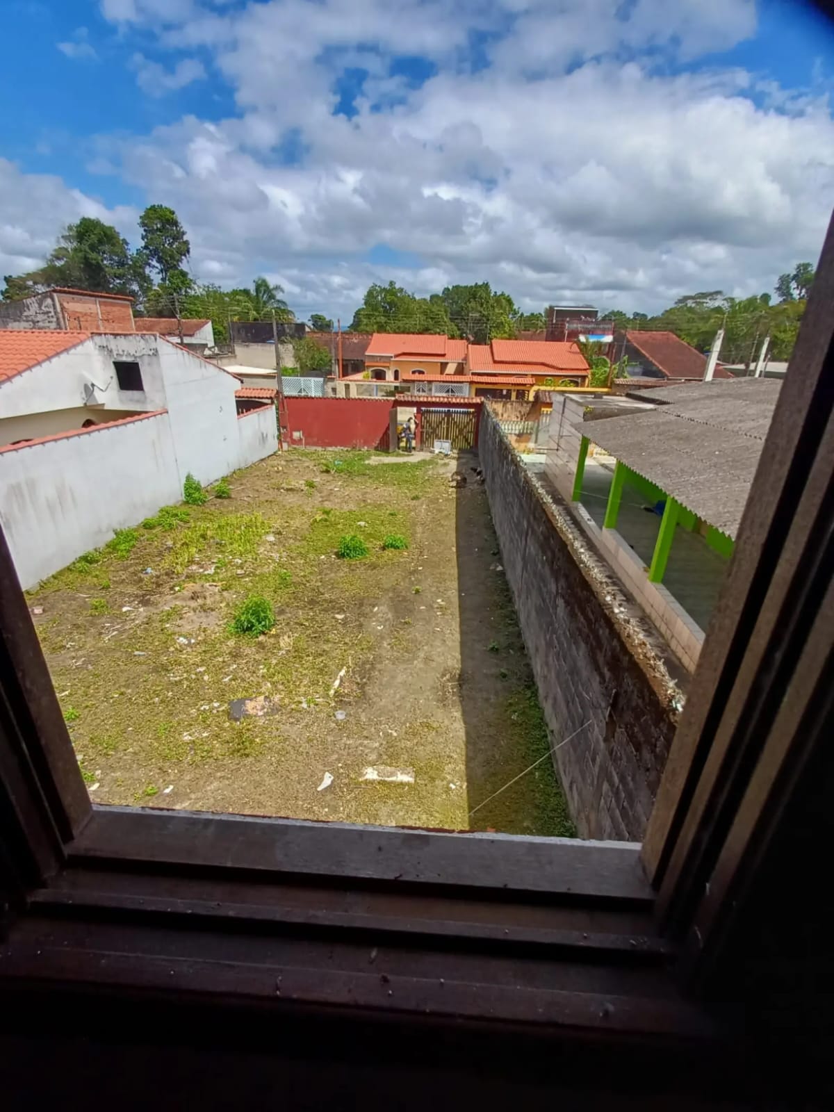 CASA NO JD. GUACYRA - ITANHAÉM - LADO MORRO - 300 METROS DA RODOVIA - foto 6