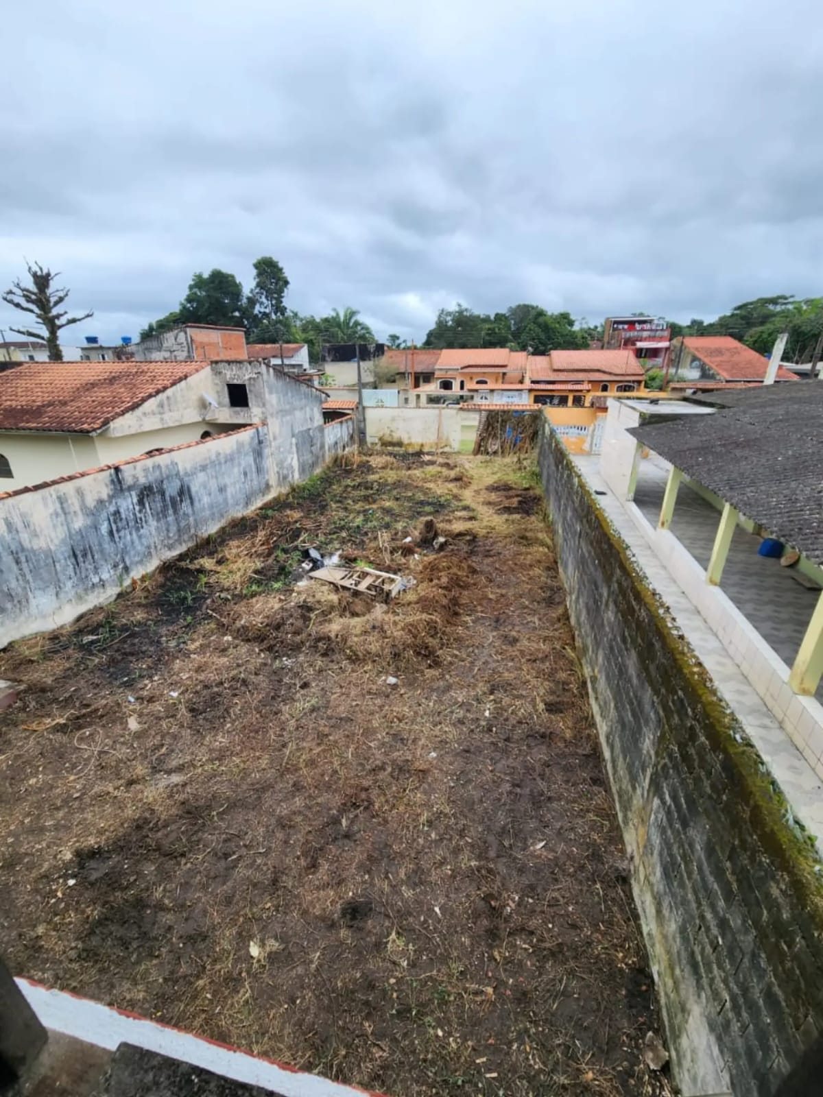 CASA NO JD. GUACYRA - ITANHAÉM - LADO MORRO - 300 METROS DA RODOVIA - foto 14