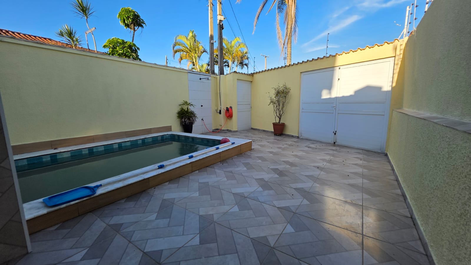 CASA NO BALNEÁRIO MAR - ITANHAÉM - LADO PRAIA - 300 METROS DO MAR - foto 4