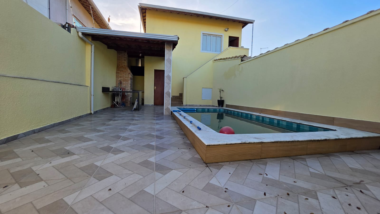 CASA NO BALNEÁRIO MAR - ITANHAÉM - LADO PRAIA - 300 METROS DO MAR - foto 5