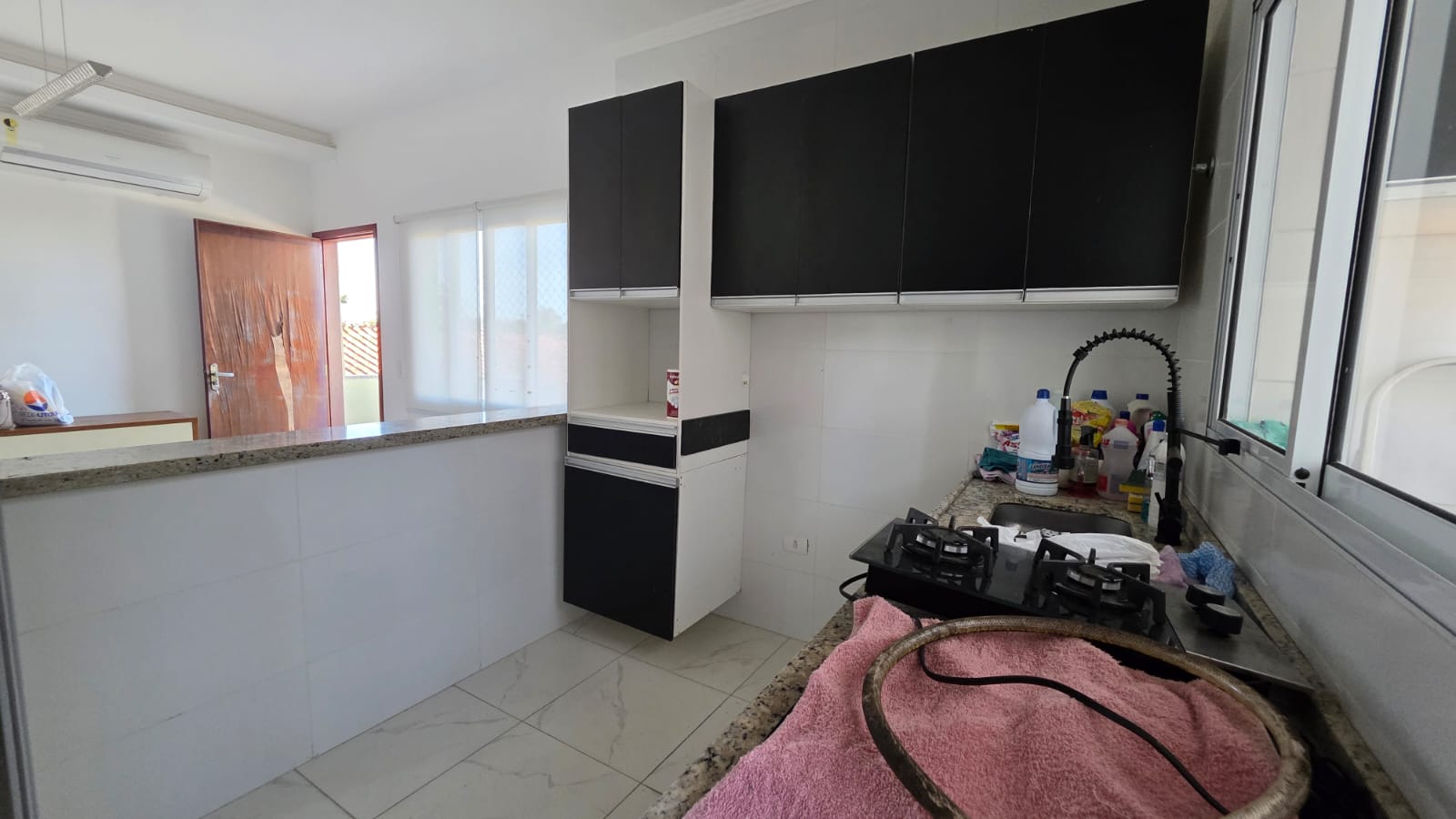 CASA NO BALNEÁRIO MAR - ITANHAÉM - LADO PRAIA - 300 METROS DO MAR - foto 13