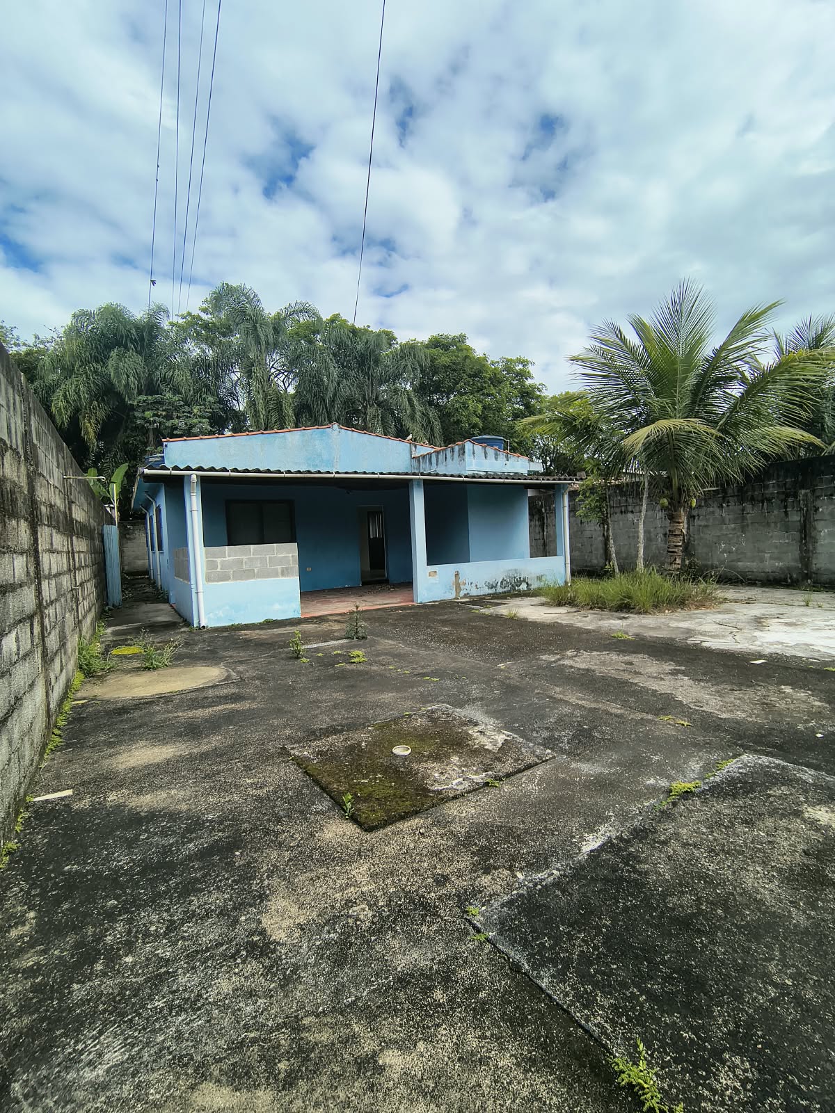 CASA NO SÃO JOÃO 1500 METROS DO MAR - ITANHAÉM/SP