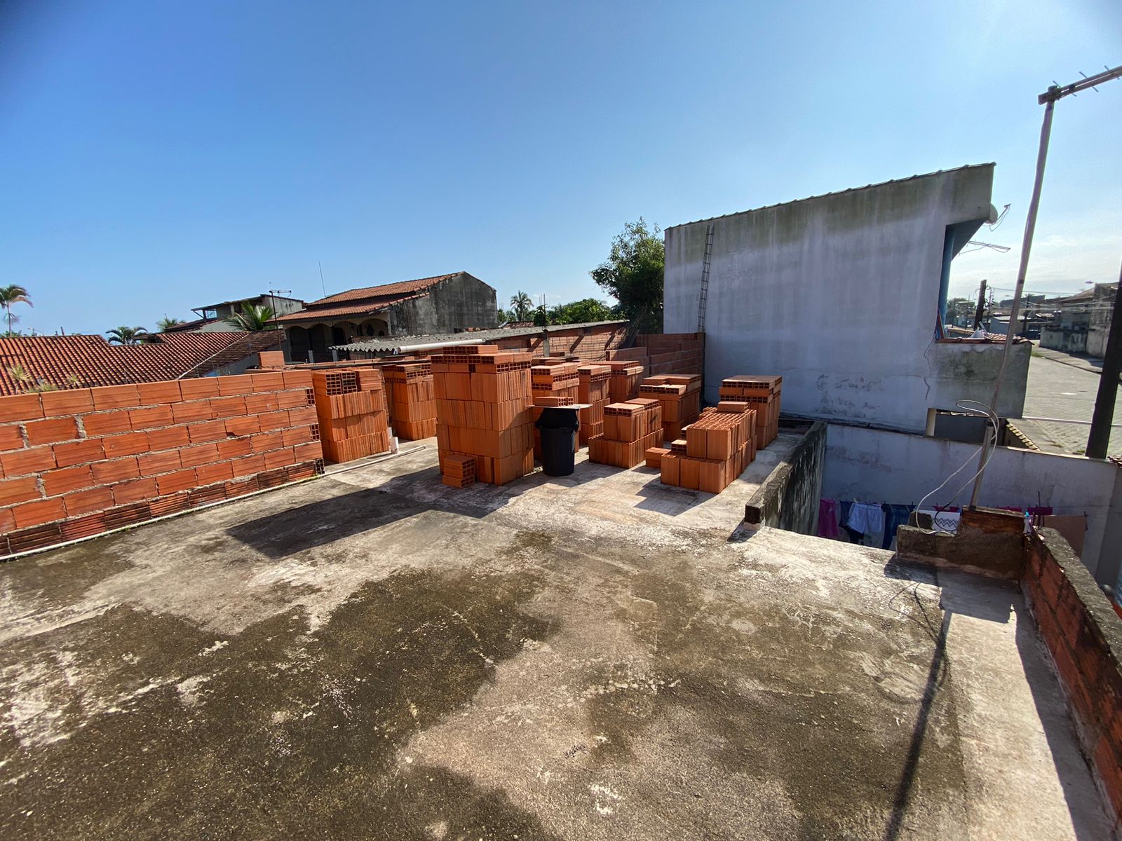 CASA LADO PRAIA JD. DAS PALMEIRAS - ITANHAÉM/SP - 600 METROS DO MAR - foto 16